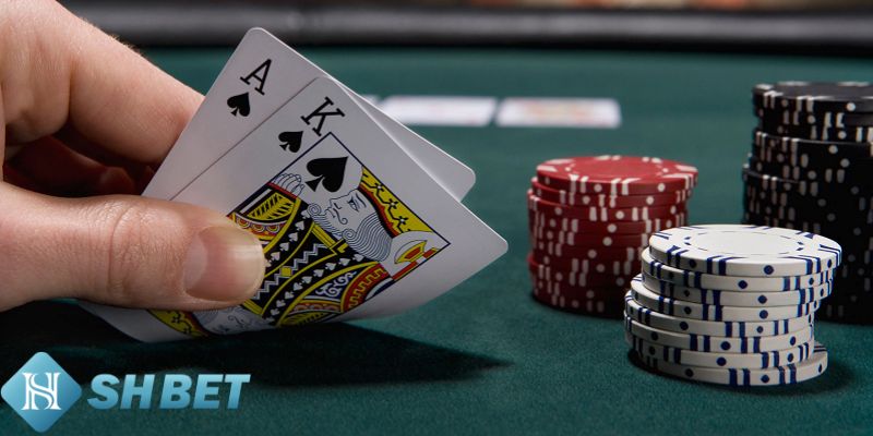 Nắm rõ luật poker SHBET